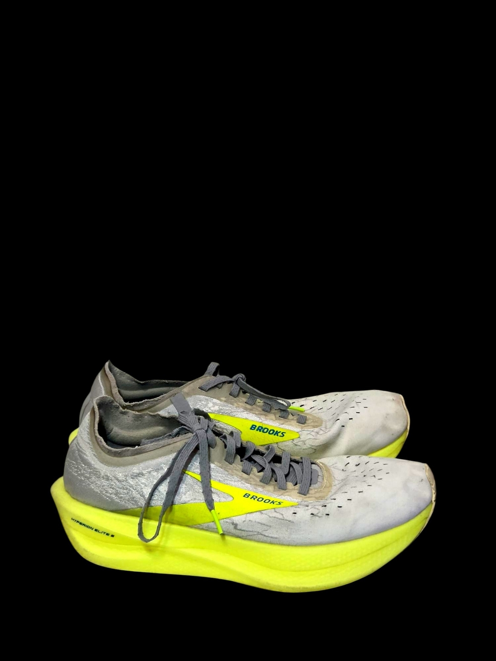 Brooks Hyperion Elite 2 Mens 9.5 D Grey Neon Yellow Carbon Fiber Plate Road Shoe